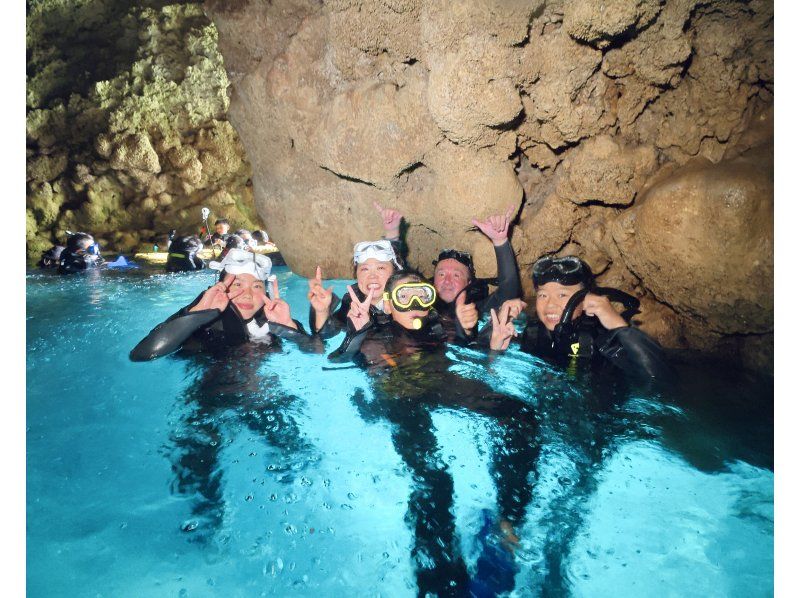 照片：點擊此處觀看免費影片⭐︎ 適合6至60歲 | 藍洞 | 僅限一個團體預訂 | 適合兒童 [非常適合家庭、情侶和初學者] 可當天預訂、臨時預訂和提前預訂の紹介画像