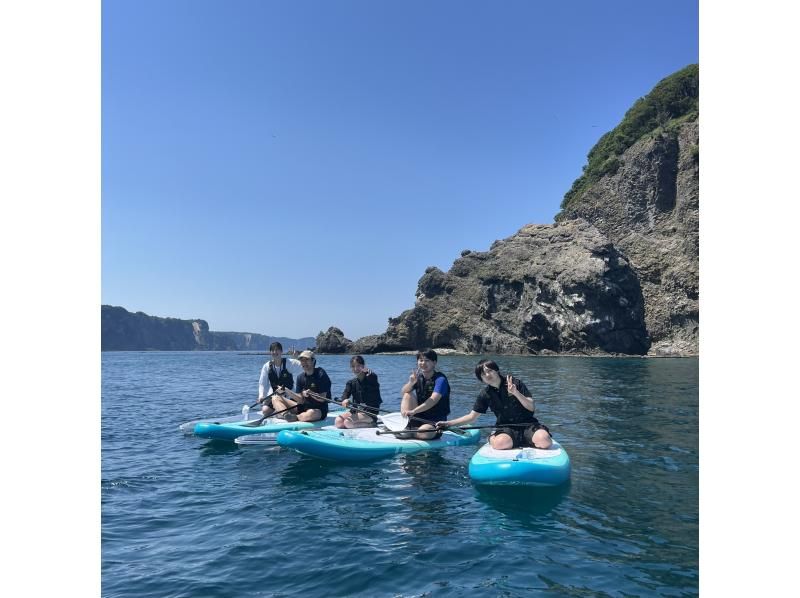 【4名以上・団体割引】積丹ブルーでSUP体験！大人気クリアSUP有り！★ドローン撮影無料＆GoProレンタル有り★初心者歓迎・女性に人気！の紹介画像