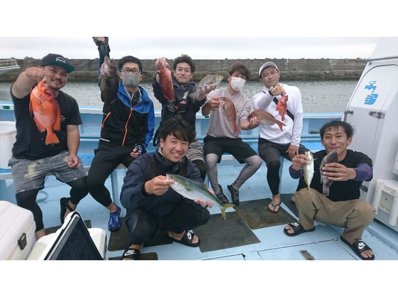 【千葉・勝浦市川津漁港】「午後便」お手軽簡単ルアーで多彩なお魚を釣り上げちゃおう！スーパーライトジギング体験　初心者、お子様、女性歓迎の紹介画像