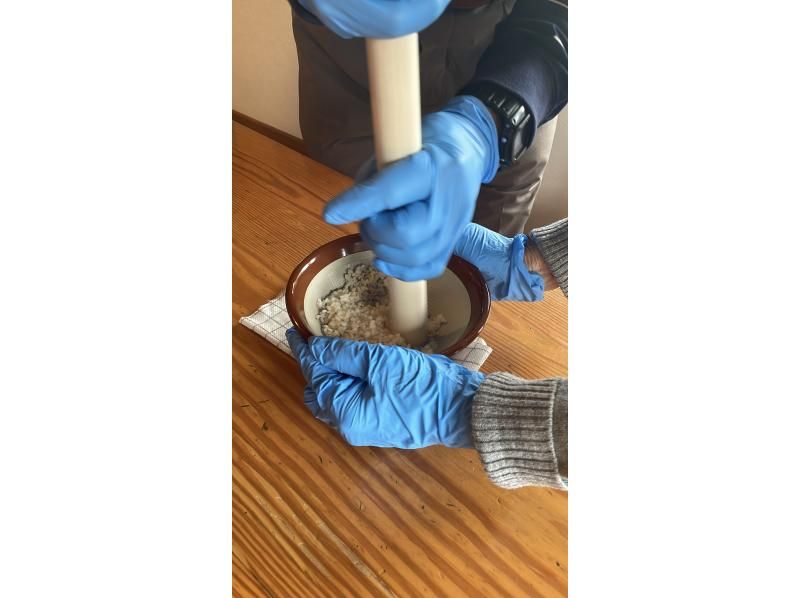 【熊本/阿蘇】連清正都會驚訝！體驗傳統甜點的美味，親手製作三色團子の紹介画像