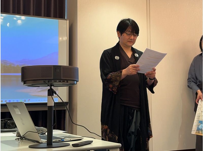【神奈川・湘南】書道アートフルコース〜書道家「斑」が幸運の書道で巻物と手ぬぐいorトートバックorTシャツ作成（初心者歓迎・手ぶらOK）の紹介画像