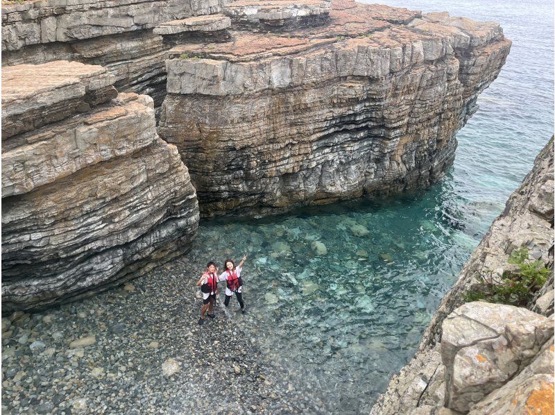 【長崎・五島】約2000万年前の地層で地球の歴史を感じる断崖絶壁SUPツアーの紹介画像