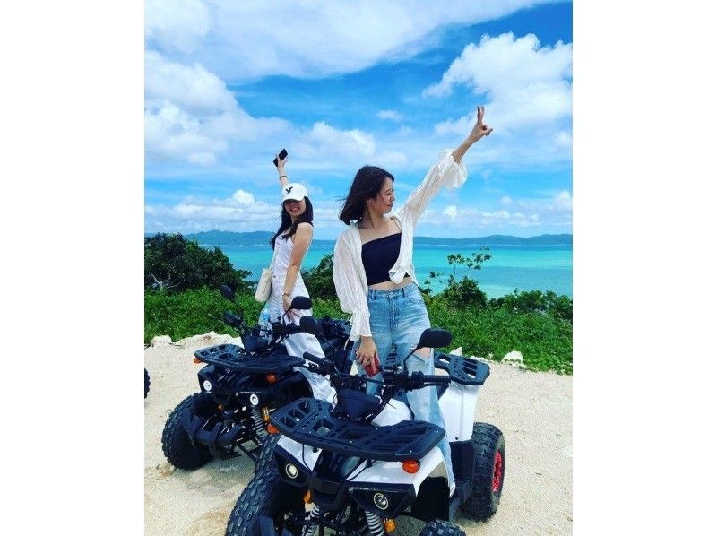 【沖縄・今帰仁村】普通自動車免許で乗れるかわいい３輪トライク（最大三人乗り）で駆け抜けよう！ 〈3～４時間プラン〉の紹介画像
