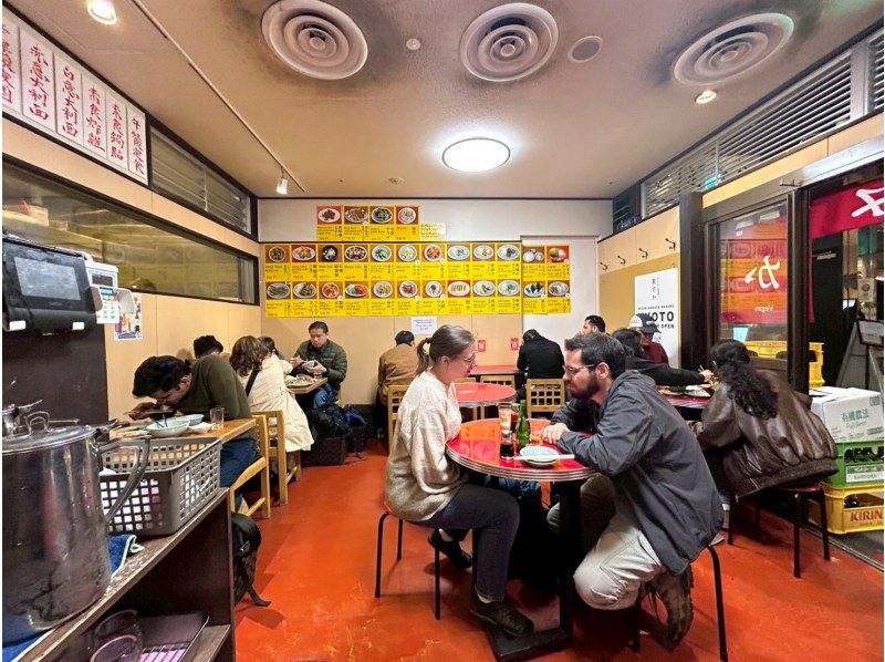 [Tokyo, Shibuya] Friends - Eat-and-Walk Tour with just your favorite foodsの紹介画像