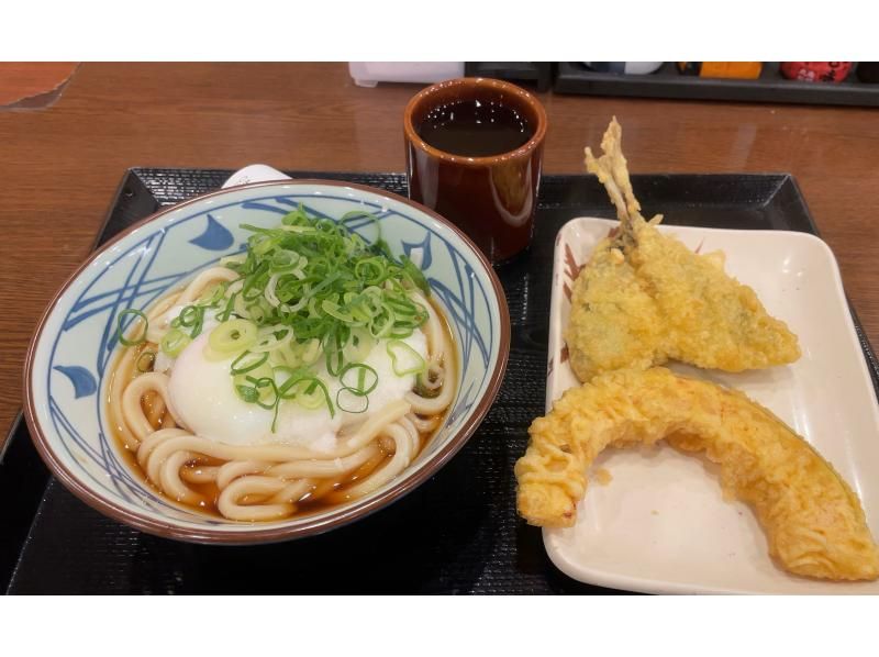 [Tokyo, Shibuya] Friends - Eat-and-Walk Tour with just your favorite foodsの紹介画像