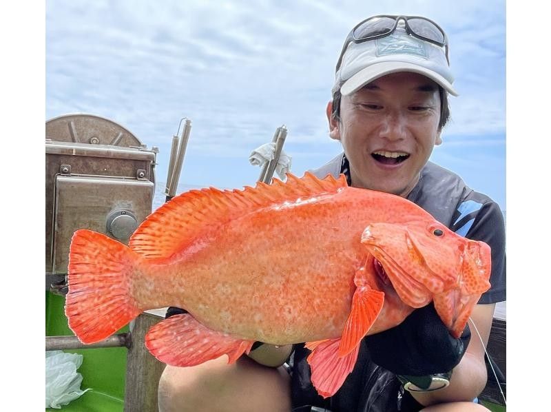 ジギングor餌釣り1日船釣りツアー　(トイレ完備、貸し出し可能)の紹介画像