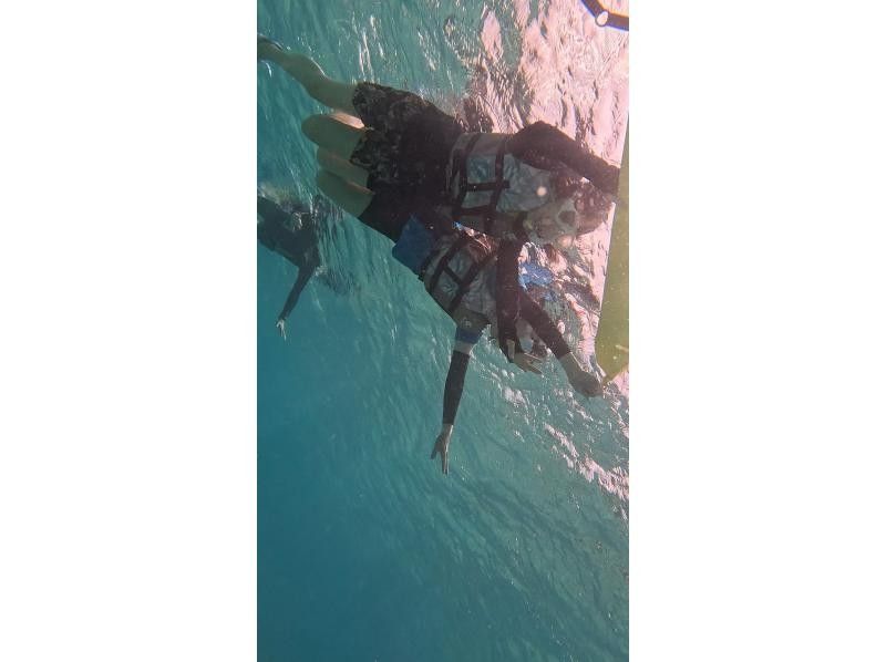 【沖縄・伊平屋島/1日】クルーズボート（貸切り☆6時間プラン）シュノーケル＆スキンダイビングなど遊び方自由！《送迎無料》グループ旅行に最適☆の紹介画像