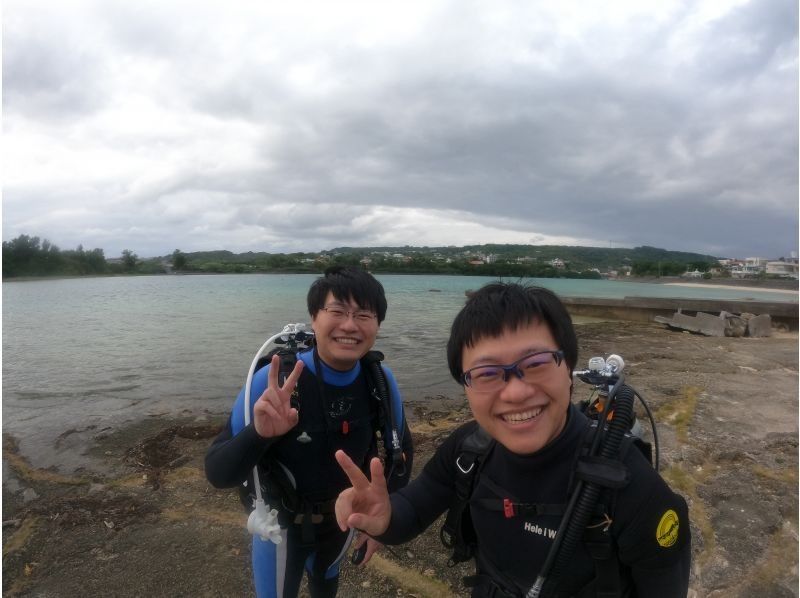 【当日予約OK】【3コース】沖縄本島でビーチからダイビング(２ダイブ)/器材レンタル込み/送迎付き /写真・動画プレゼントの紹介画像