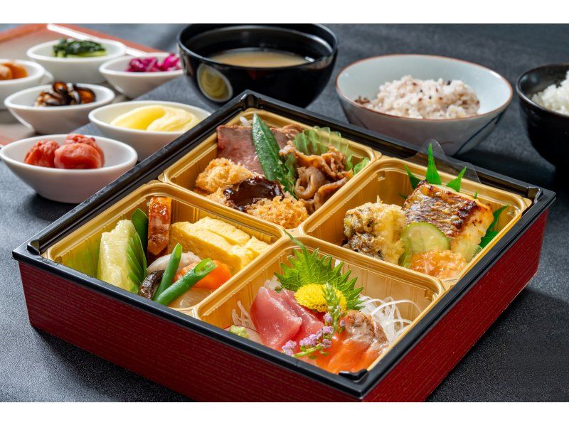 【18:45出航 7/26(土)限定　芦屋花火クルーズ】内側席★花火御膳＆ハーフビュッフェ★ ご飯・汁物・デザート食べ放題 ♪の紹介画像