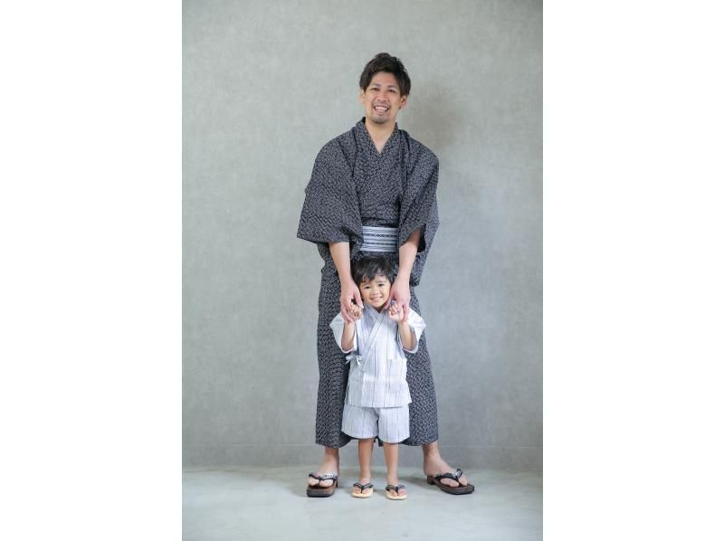 京都・二条城近く◇浴衣の着付け体験・プロカメラマンによるスタジオ撮影付き◇1名～OK！撮影後は浴衣姿で観光をお楽しみください♪の紹介画像
