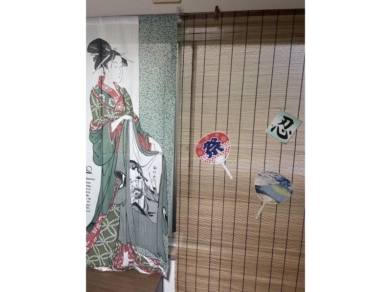 [Tokyo, Oshiage] Experience the traditional Japanese culture of "calligraphy" - Experience calligraphy for children and adults next to a sacred shrine close to the Skytree!の紹介画像