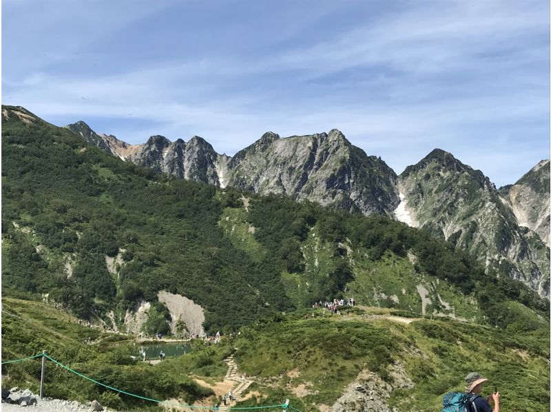 【長野・白馬】プライベートで初心者も安心して登れる日帰り唐松岳登山（貸切）の紹介画像