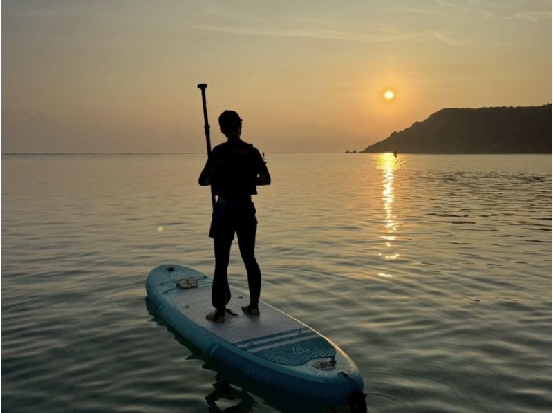 【미야코 섬 / 이른 아침】 ★ 오픈 기념 세일 중 ★ [ 바다 거북과 맞이하는 기적의 선 라이즈 SUP 투어]の紹介画像