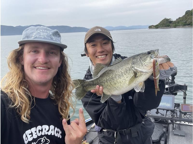 【Kyoto&Shiga】Private Bass Fishing in Japan, Local Guide & Hotel Pickupの紹介画像