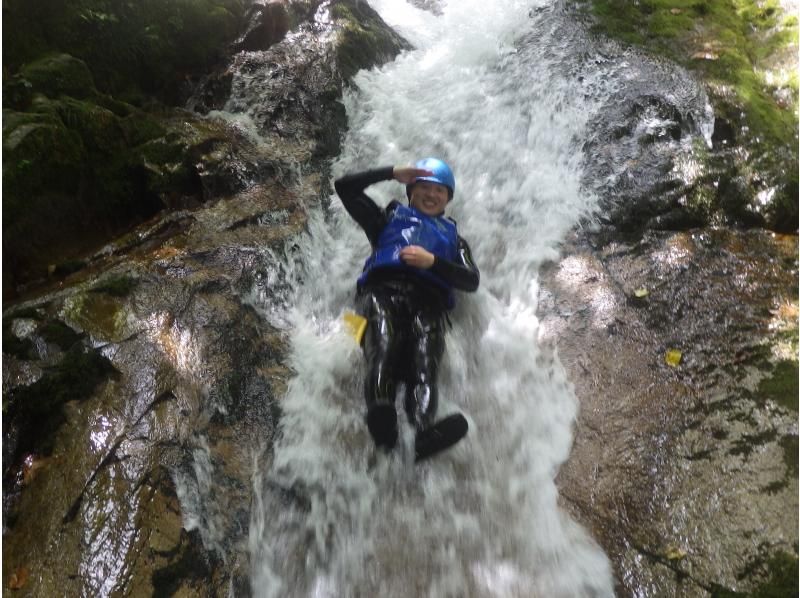 [Gunma Minakami] Autumn 2025 Lunch Included ☆ Half-Day Canyoning! Photo Data Included ♪の紹介画像