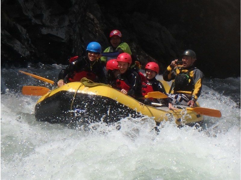 [Gunma Minakami] 2025 Autumn Lunch Included ☆ Half-Day Rafting Course! Photo Data Included ♪の紹介画像