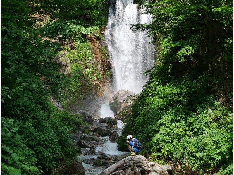 【岐阜・白川郷】Eバイクで巡る自然豊かな世界遺産白川郷〜大満足なプライベートツアー(180分コース) ファミリー・グループ大歓迎！の紹介画像