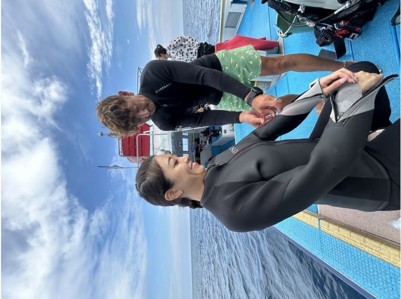 【石垣島・初心者OK】\    ハッピーセット⭐︎幻の島上陸&半日体験ダイビングツアー　/ 1dive 器材レンタル込の紹介画像