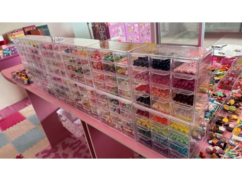 【愛知・東刈谷】選べるパーツ300点以上の中からオリジナルデコアイテムが作れる！駅から徒歩5分！駐車場〇お子様大歓迎！の紹介画像