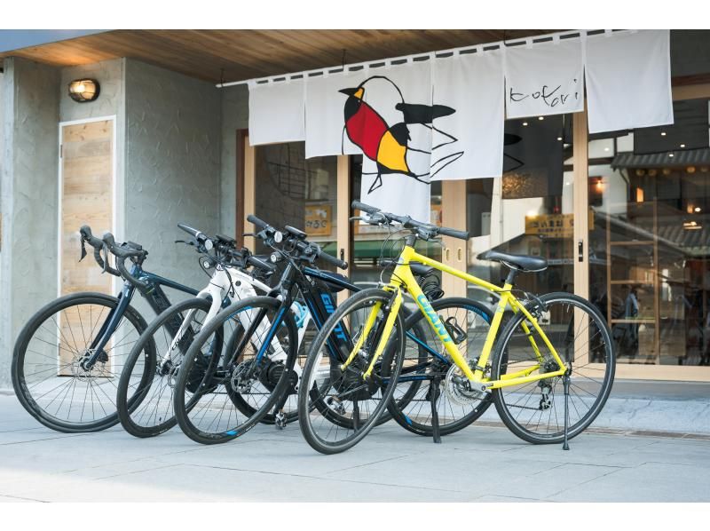 [Kagawa, Kotohira] Visit udon restaurants on an electrically assisted e-bike! Udon taxi driver's recommended hidden udon restaurants map included ♪ (4 hour rental)の紹介画像