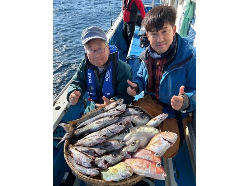 [Kanagawa/Kamakura] Recommended for beginners! All-inclusive boat fishing (with pick-up and drop-off and instructor)の紹介画像