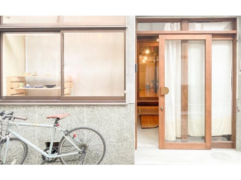 【大阪・谷町六丁目】在擁有120年歷史的聯排別墅工作室體驗手工陶藝和拉坯（歡迎初學者）の紹介画像