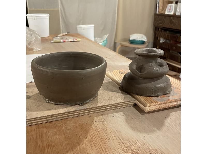 【大阪・谷町六丁目】在擁有120年歷史的聯排別墅工作室體驗手工陶藝和拉坯（歡迎初學者）の紹介画像