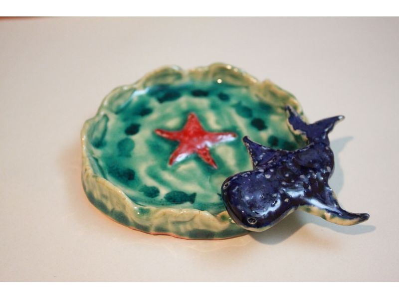 【大阪・谷町六丁目】在擁有120年歷史的聯排別墅工作室體驗手工陶藝和拉坯（歡迎初學者）の紹介画像