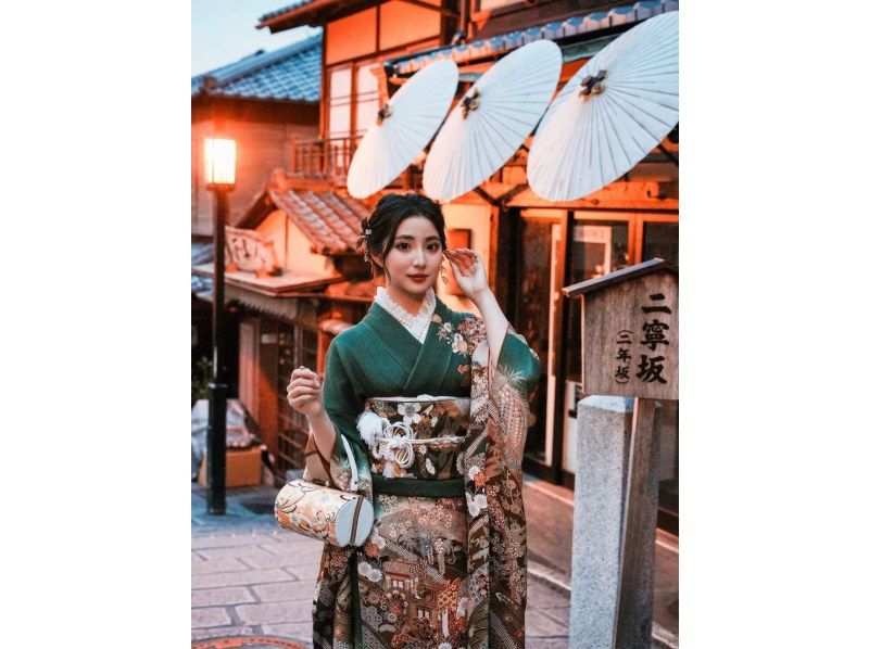 [Kyoto, Kiyomizu-dera Temple] Kimono rental experience ~ 5 minutes walk from Kiyomizu-dera Temple, 1 minute walk from Kodai-ji Temple, multilingual support availableの紹介画像