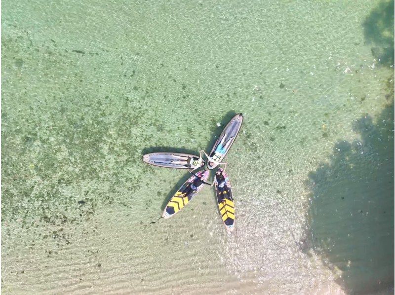 ยินดีรับจองในวันเดียวกัน! [อิชิกากิ/Secret SUP] ชายหาดลับ & ถ่ายภาพด้วยโดรน 5K & ภาพถ่ายฟรี!! มีห้องอาบน้ำให้บริการ!の紹介画像