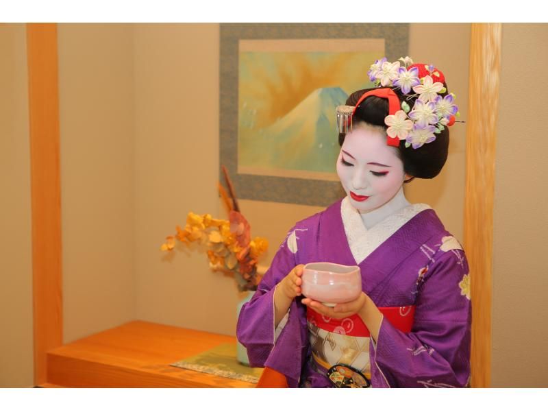 【京都・清水寺】「京都で唯一！　舞妓姿で茶道体験出来るプラン」20,000円(税別)　舞妓(サムライ)で抹茶体験をお楽しみくださいの紹介画像