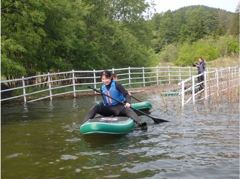 [Hokkaido, Minamifurano] SUP experience at Lake Kanayama! Free photo data! Participants from 10 years old are welcome! Same-day applications accepted!の紹介画像