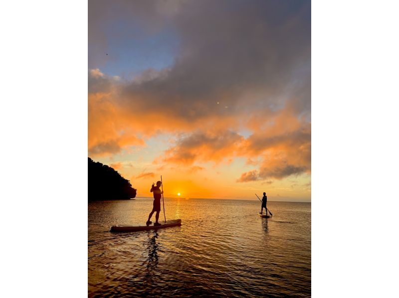 [Ishigaki Island | Sunset SUP] Spectacular aerial photography with a 5K drone! A special sunset experience & free photo dataの紹介画像