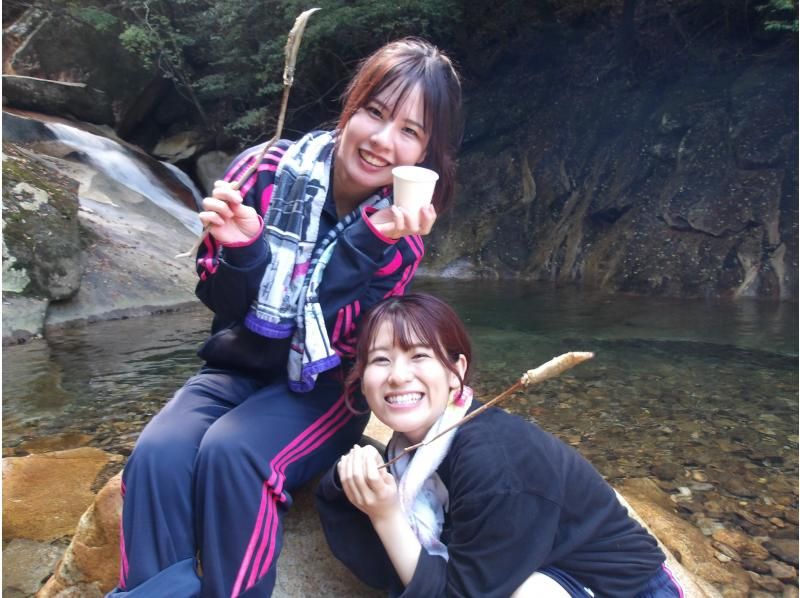 【大分・佐伯市】１組限定【日帰り/♨️】「涼しさ抜群!夏の藤河内渓谷沢登り・滝シャワー」(焚火昼食/ｺｰﾋｰ/おやつ付)【子供参加可】の紹介画像