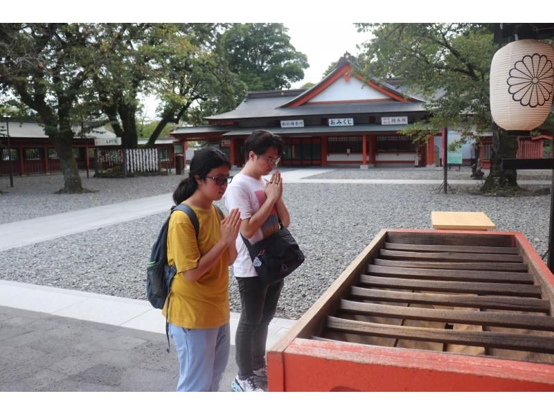 【静岡・富士】【英語/日本語対応】富士山西麓の絶景スポットを巡る 富士山の眺望＆日本酒の試飲が楽しめる酒蔵見学付きツアーの紹介画像