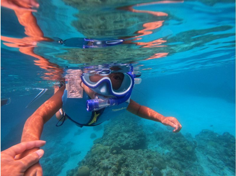 [Okinawa, Zamami Island] Same-day participation possible! A very satisfying 90-minute boat snorkel tour! See sea turtles♪ Beginners welcome! Come empty-handed & get free photo dataの紹介画像