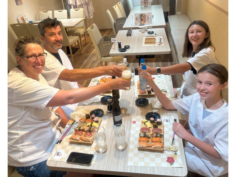 Temari-Sushi Making Experience in Namba, the popular place of Osakaの紹介画像