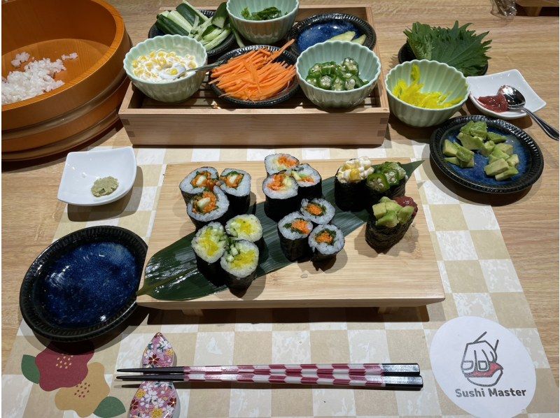 Kyoto: Let's make Sushi-Roll in Kawaramachi!!の紹介画像