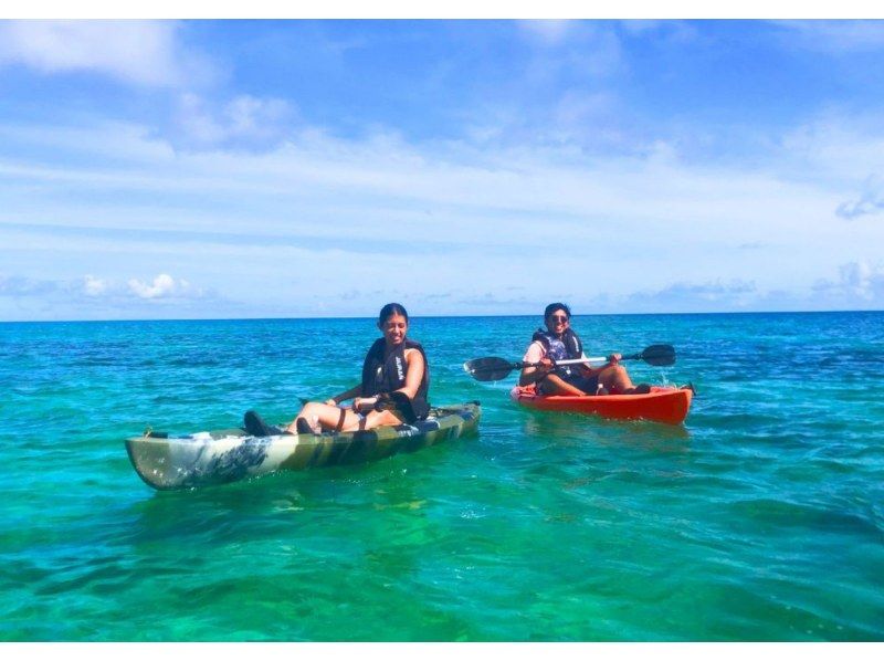 [โอกินาว่า เกาะอิชิงากิ] ทัวร์พายเรือคายัคและดำน้ำตื้น ★ ไกด์ชาวเกาะ! ★ ขนาดกลุ่มเล็ก!の紹介画像