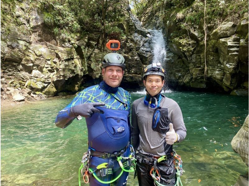 【静岡・富士】スリル満点！経験者におすすめ♪富士山のふもとで半日キャニオニング体験ツアー！の紹介画像