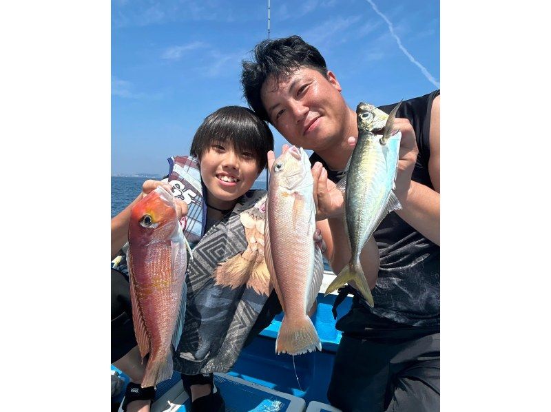 【横浜・鎌倉】★夏休み限定ファミリープラン★必要な道具はすべて込みの船釣り（送迎・インストラクター付き）の紹介画像