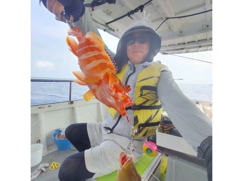 [沖繩・那霸]那霸三重城港出發包船，享受釣魚、浮潛、BBQ等樂趣（距離遊輪碼頭5分鐘）の紹介画像