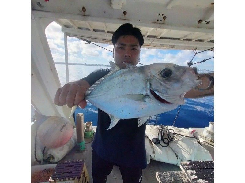 [沖繩・那霸]那霸三重城港出發包船，享受釣魚、浮潛、BBQ等樂趣（距離遊輪碼頭5分鐘）の紹介画像