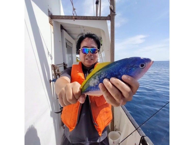 [沖繩・那霸]那霸三重城港出發包船，享受釣魚、浮潛、BBQ等樂趣（距離遊輪碼頭5分鐘）の紹介画像
