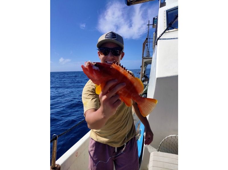 [沖繩・那霸]那霸三重城港出發包船，享受釣魚、浮潛、BBQ等樂趣（距離遊輪碼頭5分鐘）の紹介画像