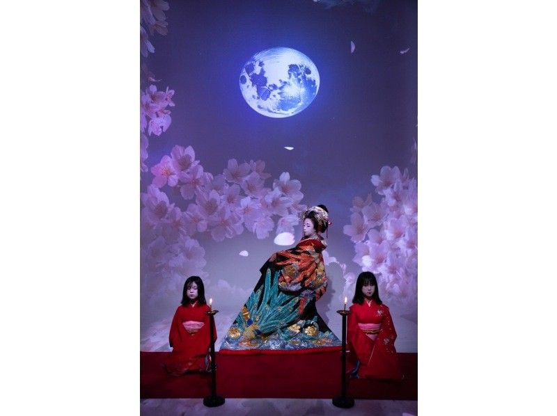 [京都、乌丸]青田汤×灯光表演“无限之时”小座敷游玩体验の紹介画像