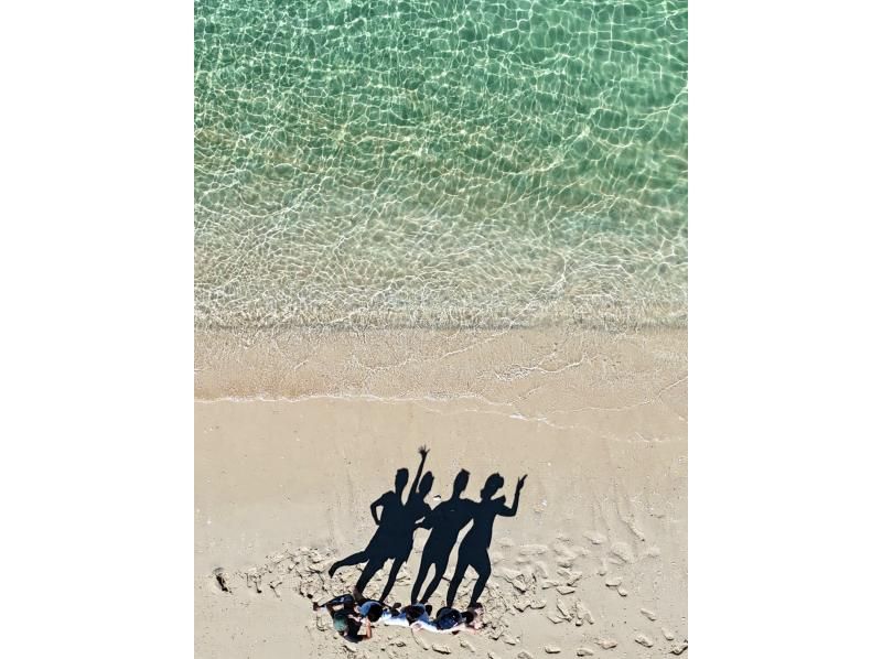 【8歳以下無料】絶景SUP&times;空撮体験！家族旅行の思い出づくりに最適✨の紹介画像