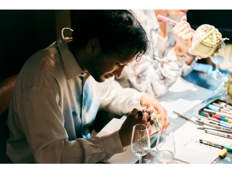 【東京・浅草】初心者向け！日本酒テイスティング＆オリジナルお土産づくり（ミニ菰樽）60分の紹介画像