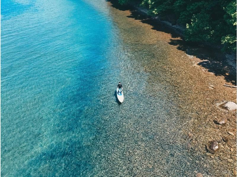 [Hokkaido, Lake Shikotsu] Relaxing Lake Shikotsu SUP tour | Drone photography includedの紹介画像