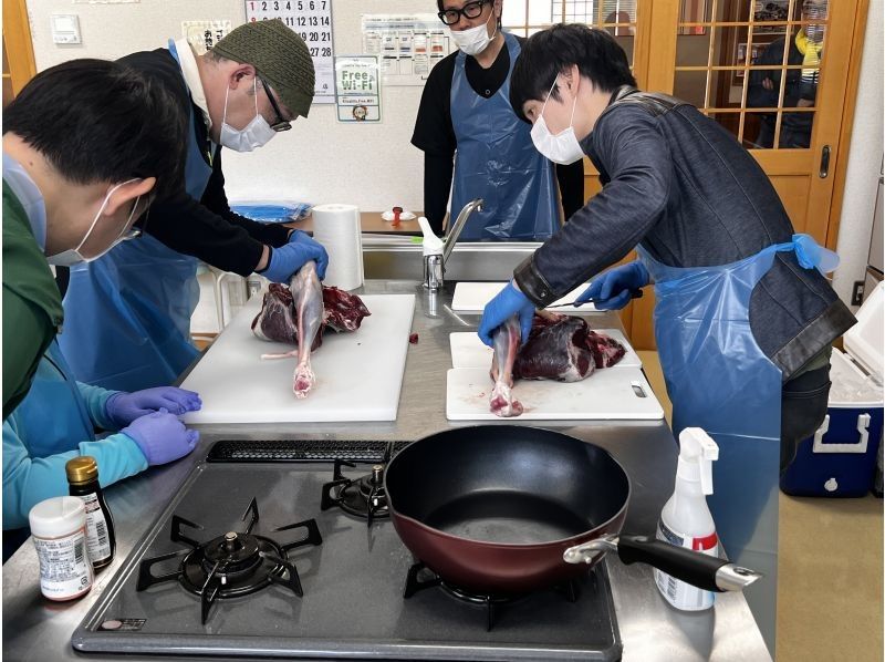 [Akita/Kitaakita] "Deer meat butchering experience" For hunters, cooks, and children's nutrition education! Butcher and taste the game on the spotの紹介画像